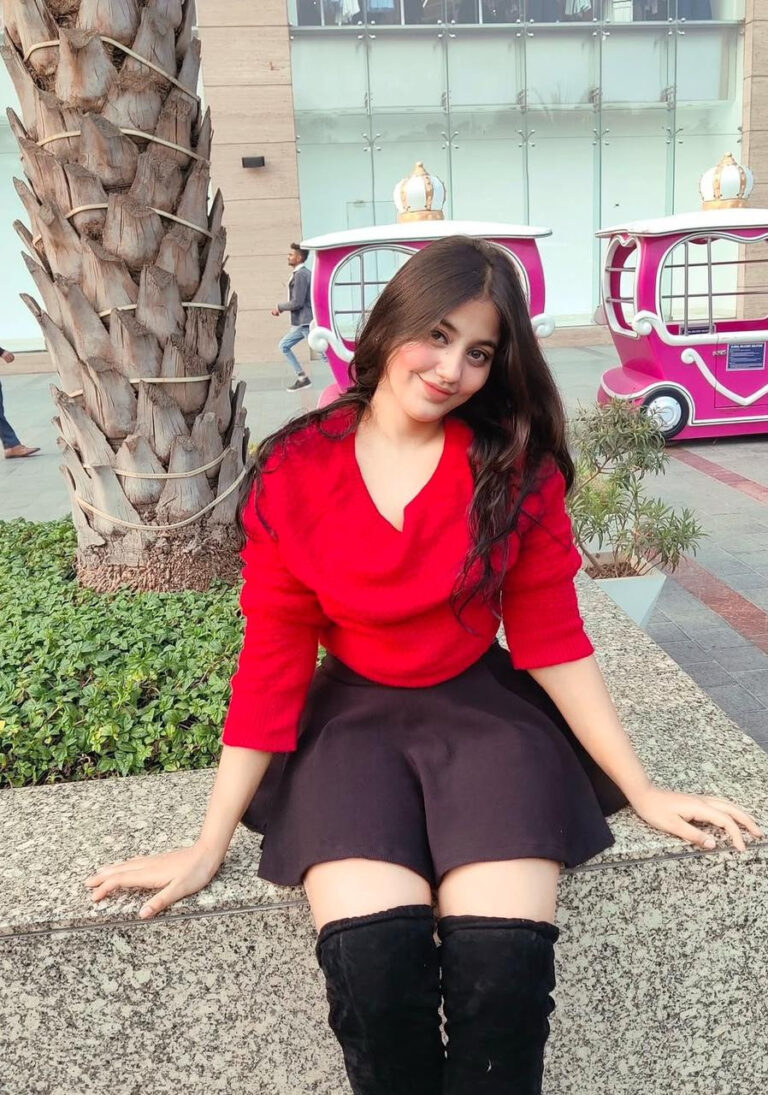 4d1c3d2097f7437cc31f10396f9c4039 1 768x1095