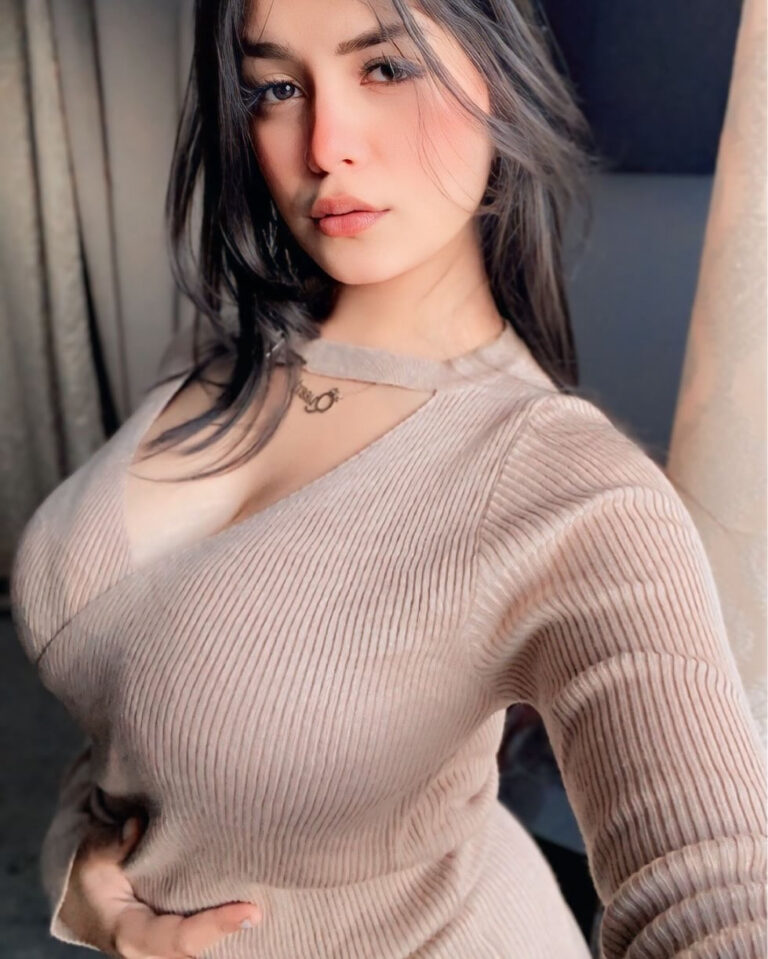 f3e3aa54a2773ad03057d76779fc96a9 4 768x959